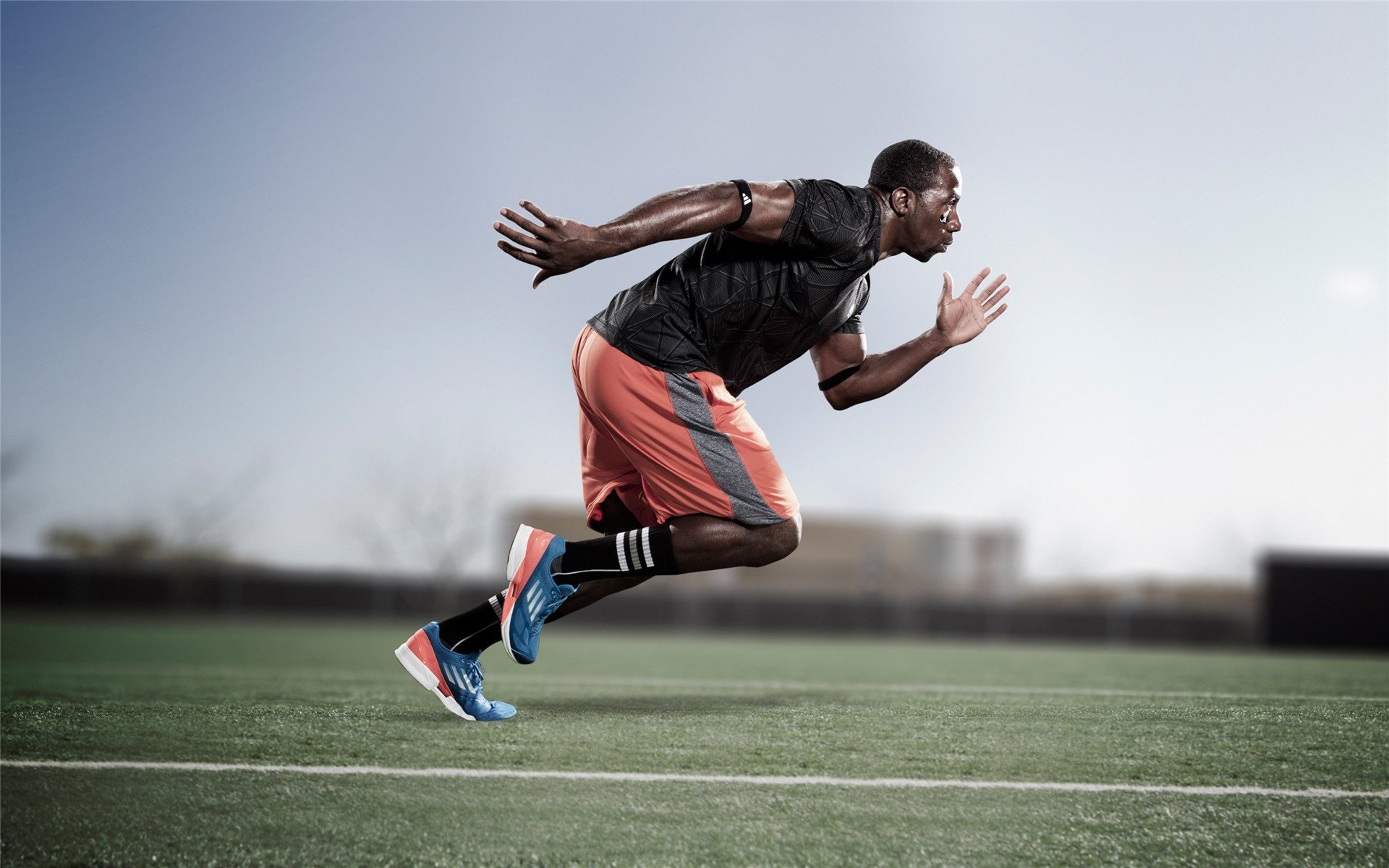 巴朗加国王比赛节奏掌控出色，巴朗塞舞步